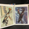 Biggles pr&eacute;sente 16 avions de chasse de la IIe guerre mondiale. BERGESE, Francis (Sc&eacute;nario et dessins) 