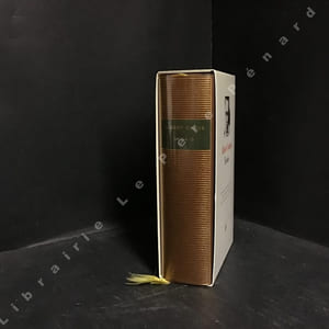 Essais (L'envers de l'endroit - Noces - Le mythe de sisyphe - Actuelles I - L'homme révolté - Actuelles II - L'été - Chroniques algériennes - Réflexions sur la guillotine - Discours de Suède - Essais critiques)