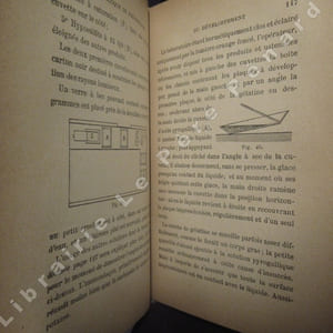 Manuel pratique de Photographie - Tome 1 : Principes généraux de la photographie - Optique - Instruments et produits - Procédés négatifs - Avec figures dans le texte - Bibliothèque de l'Amateur Photographe