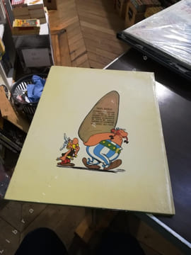 Une aventure d'Astérix le gaulois: Astérix chez les Bretons. UDERZO (dessins de), GOSCINNY (texte de)