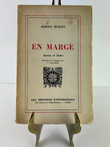 En marge. Essais et Notes.