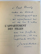L'appartement des filles. Envoi autographe signé au producteur Paul Graetz, qui produira l'adaptation du roman, réalisée par Michel Deville, un an plus tard.  par Jacques Robert.  - Image 2