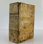 Institutiones iuris canonici, quibus ius pontificum singulari methodo libris quatuor comprehenditur. Nunc primum annotatis in margine locis, unde sumptae sunt. Suivi de : Rubricae summae capitulorom iuris canonici, Thomae Noageorgi Straubingentis opera in par Paulo Lancelotti - Image 1