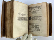 Institutiones iuris canonici, quibus ius pontificum singulari methodo libris quatuor comprehenditur. Nunc primum annotatis in margine locis, unde sumptae sunt. Suivi de : Rubricae summae capitulorom iuris canonici, Thomae Noageorgi Straubingentis opera in par Paulo Lancelotti - Image 10
