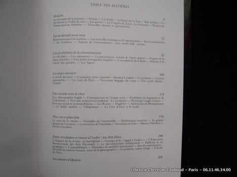 Les Années Folles. Michel Collomb. Photographies de Atget, Kertesz, Germaine Krull, Lartigue, Man Ray, Seeberger...