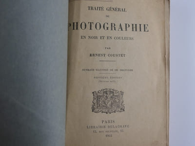Traité général de photographie en noir et en couleur. Ouvrages illustré de 195 gravures. 7ème édition.