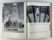 Buchenwald par Collectif. (Hrsg. v. Komitee der Antifaschisten Widerstandskämpfer in der DDR). Bildautor: Ersnt Schäfer. M. Beitr. v. A. Zweig, H. Sandberg, H. Otto - Image 5