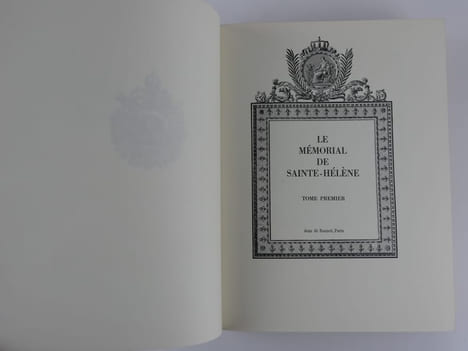 LE MEMORIAL DE SAINTE-HELENE. Propos de l'Empereur recueillis par le Comte Emmanuel de Las Cases. Complété d'extraits des Mémoires de O'Meara et ...
