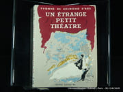 Un étrange petit théâtre. Emouvantes révélations d'une antiquaire. Envoi de l'auteur. par Brémond d'Ars, Yvonne de - Image 1