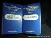 Manuel d'alimentation humaine. Tome 1  Les bases de l'alimentation. Tome 2  : Les aliments. par Jean Trémolières - Y. Serville ) R. Jacquot - H. Dupin
