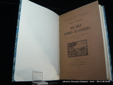 Dix-Neuf Poèmes Elastiques. Avec un portrait de l'auteur par Modigliani et une vignette d'André Derain sur la couverture. Edition originale numérotée. ...