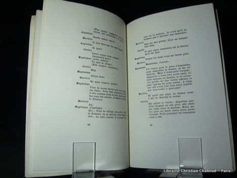 La Maison de Bernarda Alba. Pièce en 3 actes traduite par Jean-Marie Créac'h ornée de bois par Jean CHAUFFREY. Federico Garcia Lorca
