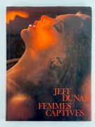 Femmes captives par Jeff Dunas