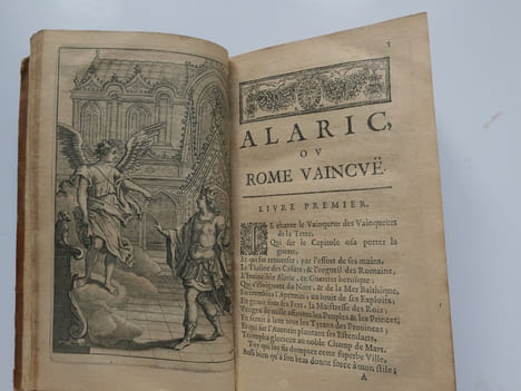 Alaric ou Rome vaincue. Poëme héroïque dédié à la Serenissime Reyne de Suede. Mr de Scudery, Gouverneur de Nostre Dame de la Garde.