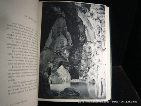 DAUPHINÉ  SOUTERRAIN par A. Bourgin (57 photographies de l'auteur)  suivi de PAYSAGES SOUTERRAINS par N. Casteret et G. Germain (54 photographies)  2 ...