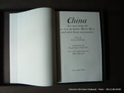 CHINA: ARTS AND DAILY LIFE AS SEEN BY FATHER MATTEO RICCI AND OTHER JESUIT MISSIONARIES par Father Matteo Ricci, Gianni Guadalupi (ed. ), Joseph Schutte ( intro.) , Mario Bussagli. - Image 2