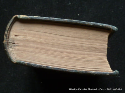 Nouveau traité élémentaire d'anatomie descriptive et de préparations anatomiques. Suivi d'un précis d'embryologie par le Docteur A. Verneuil. . Avec 146 figures intercalées dans le texte.