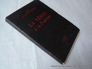 La Vénus à la fourrure. Traduit par Ledos de Beaufort. Introduction et bibliographie de Willy-Paul Romain. Frontispice de l'édition originale d'après Bakalowicz, un dessin de Jean Martin-Bontoux par SACHER MASOCH Leopold von - Image 1