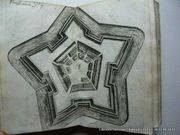 Les Fortifications Royales, ou Architecture militaire, ancienne et moderne, et un Traité de l'Artillerie et usage du Canon. Suivi de La Geométrie universelle, avec un Compendion de Perspective, la Construction des Cadrans Solaires etc 2 t. reliés en 1 vol par LA FONTAINE de  - Image 3