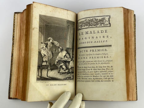 Oeuvres de Molière, avec des remarques grammaticales; des Avertissemens et des Observations sur chaque pièce, par M. Bret. En 6 volumes.. MOLIERE