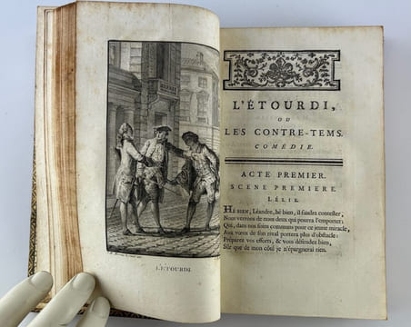 Oeuvres de Molière, avec des remarques grammaticales; des Avertissemens et des Observations sur chaque pièce, par M. Bret. En 6 volumes.. MOLIERE