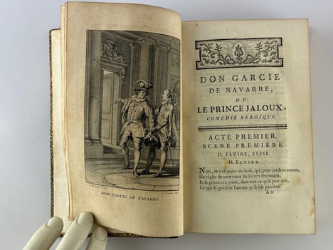 Oeuvres de Molière, avec des remarques grammaticales; des Avertissemens et des Observations sur chaque pièce, par M. Bret. En 6 volumes.. MOLIERE