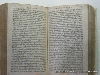 L'introduction au traité de la conformité des merveilles anciennes avec les modernes. Ou, traité preparatif à l'Apologie pour Herodote. L'argument est pris de l'apologie pour Herodote, composé en latin par Henri Estiene, et est ici continué par luy-mesme.