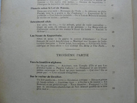 L'Inde mystérieuse. Ses Rajahs. Ses Brahmes. Ses Fakirs. Avec une reproduction de peinture ancienne et 80 photographies. Ornements et lettrines ...