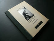 Augusti Centelles (1909-1985) Fotoperiodista par Augusti CENTELLES. Texto de Joan Fontcuberta, Jerald Green, Albert Balcells - Image 1