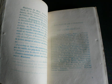 La Corbeille des Roses ou les Dames de Lettres. Essais.. Jean de Bonnefon
