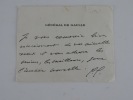 Carte de voeux simili-manuscrite du général de Gaulle imprimée sur papier vergé. "Je vous remercie bien sincèrement de vos aimables voeux et vous ...