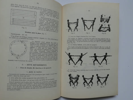 Traité de gymnastique. Gymnastique enfantine avec Répertoire de mouvements et Leçons journalières (6-8 ans).. J.G. Thulin. Ouvrage traduit et adapté ...