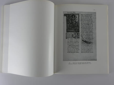 Collection Guy du Boisrouvray. Manuscrits à peintures offerts à la Bibliothèque Nationale par le Comte Guy de Boisrouvray.. Préface de Jean Porcher.