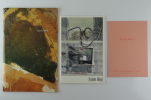 Réunion de 3 catalogues de SUJATA BAJAJ : 1. Galerie Christine Marquet de Vasselot. Sujata Bajaj Energy. Monotypes. 1991.Texte de Jean-Dominique Rey. ...
