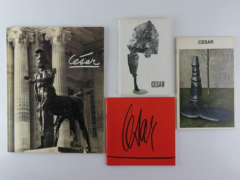 Réunion de 4 ouvrages autour de César. 1) César, Musée Cantini, Marseille, Octobre-Novembre 1966. 2) César, par Douglas Cooper, Bodensee verlag ...