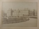Photographie ancienne - LE PALAIS DU LUXEMBOURG: Tirage grand format 28x40cm sur papier albuminé contrecollé sur carton. Circa 1890. Anonyme 