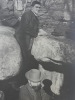 Photographie ancienne - Groupe posant sur les pierres plates de la Forêt de Carnelle (Val d'Oise)  - Tirage grand format 20x28 cm. Circa 1900. . ...