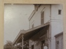 Photographie ancienne d'un groupe de cheminots en gare de Cesson (près Melun). . 