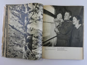 (RUSSIE)            ,      ! Hello Friend ! Bonjour, Amis ! Willkommen, Freund !  Paix - Amitié. 6e Festival Mondial de la Jeunesse et des Etudiants, du 28 juillet au 11 août 1957. Livre de propagande pour la jeunesse soviétique. par Collectif. Photographies de Igor Dolgopolov. - Image 5