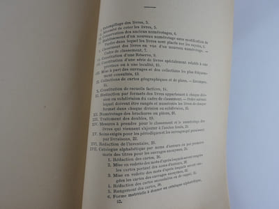 Instruction élémentaires et techniques pour la mise et le maintien en ordre des livres d'une bibliothèque. 4e éd. revue.