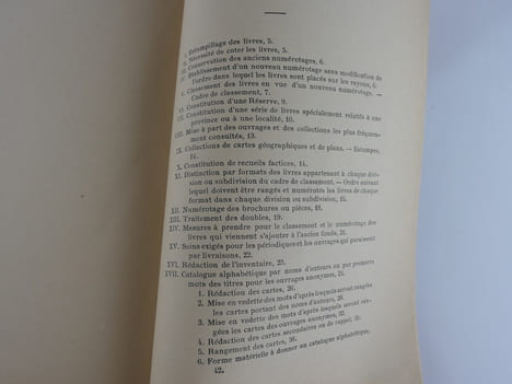 Instruction élémentaires et techniques pour la mise et le maintien en ordre des livres d'une bibliothèque. 4e éd. revue.. DELISLE Léopold