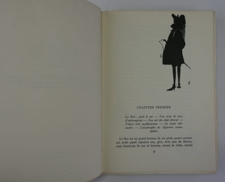 CHARLES DE GAULLE. Réunion de deux ouvrages en tirage de tête. 1/ La Cour : Chronique Du Royaume. 2/ Le Roi : Chronique De La Cour. Illustrations de ...