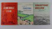 Réunion de 3 livrets des éd. en Langues Etrangères, sur la Chine : La Chine nouvelle a 25 ans, 1975, 117p. // Visite à Tongting- Une commune populaire ...