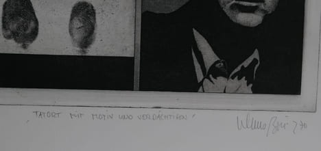 Klaus Böttger. Lithographie originale sur vélin, "Tatort mit Motiv und Verdächtigen", numérotée 106/150 et signée par l'artiste au crayon. Klaus ...
