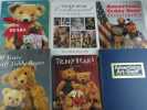 Réunion de 6 livres en anglais autour des Teddy Bears : 1) Mirjia de Vries, Teddy Bears, 1998 2) Jacki Brooks, The Complete Encyclopedia of Teddy ...