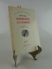 Derrière la porte. Traduit de l'italien par Gérard Genot. Envoi de l'auteur. . Giorgio BASSANI