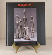 MUMUYE par Texte de François Neyt. Photographies de Christophe Lebedinsky. Illustrations de Xavier Mérigot. - Image 1