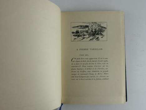 Les Secrets du Soleil. Illustrations de Gernez. Envoi de l'auteur. Un des 30 exemplaires sur Japon Impérial. . Charles MAURRAS