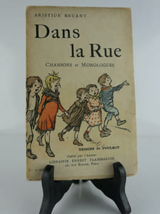 DANS LA RUE. Chanson et Monologues.