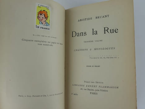 DANS LA RUE. Chanson et Monologues. . Aristide BRUANT. Dessins de Poulbot.